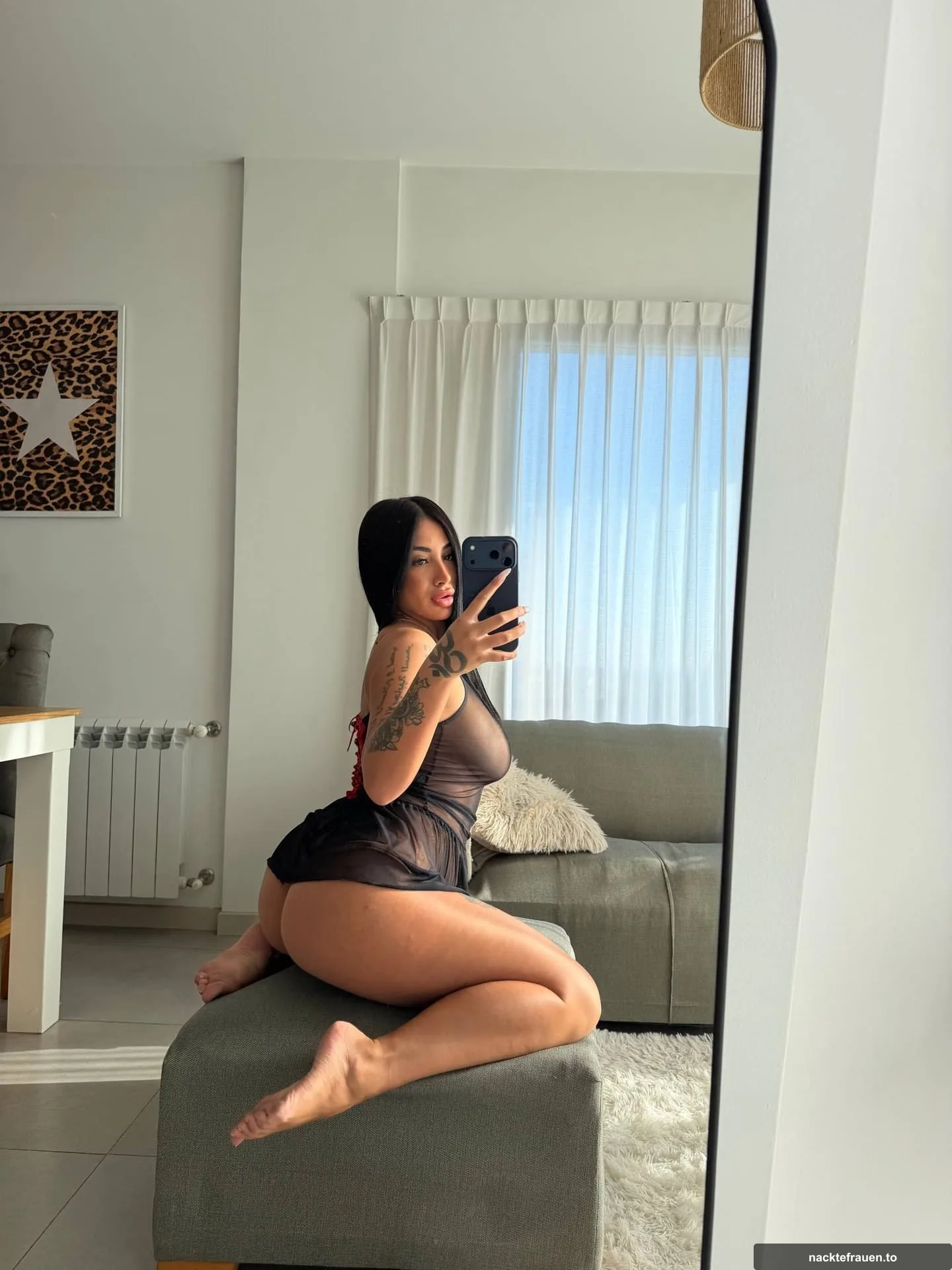 Frauen in Dessous