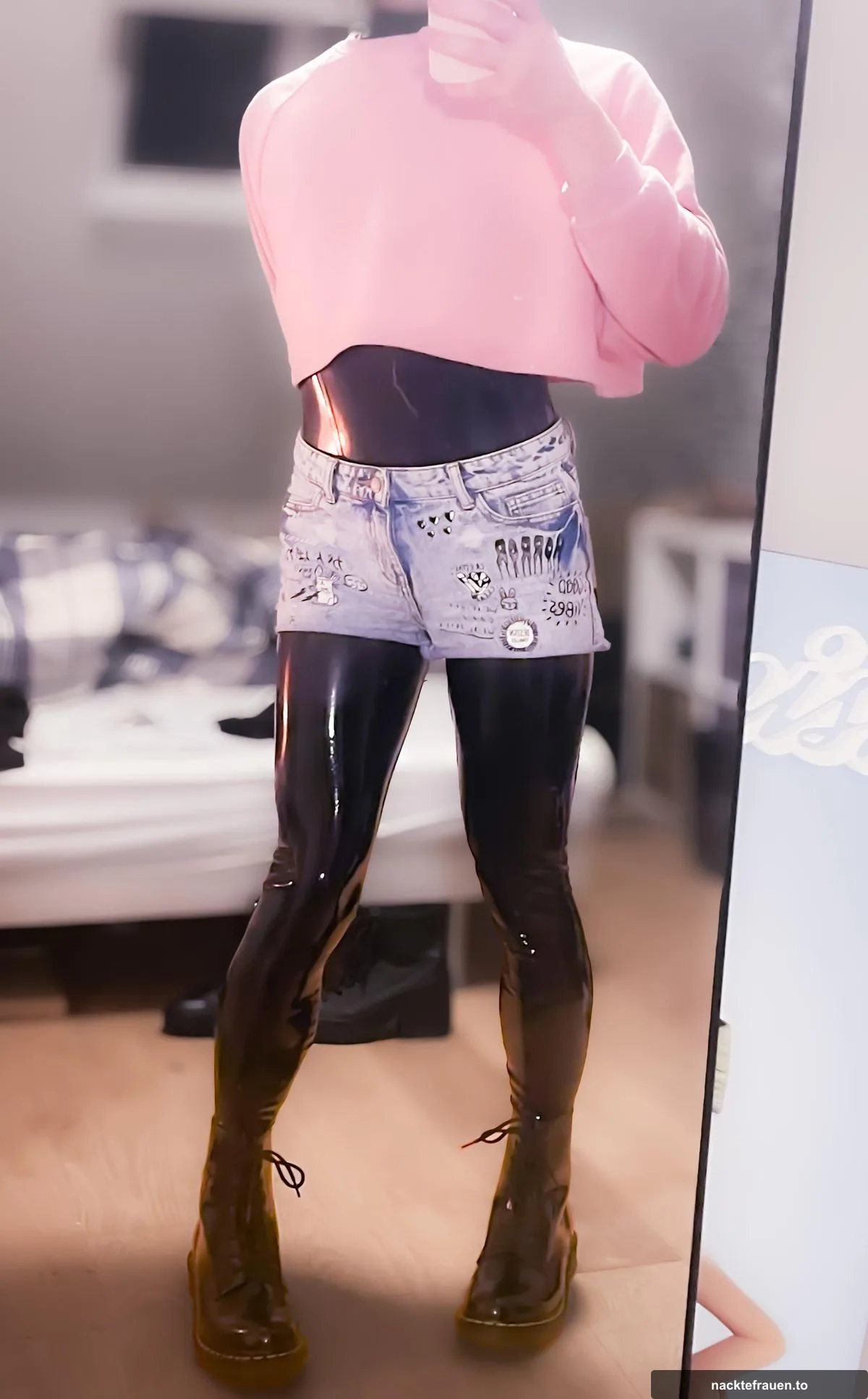 Frauen in Latex