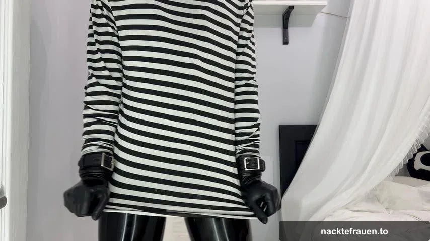 Frauen in Latex
