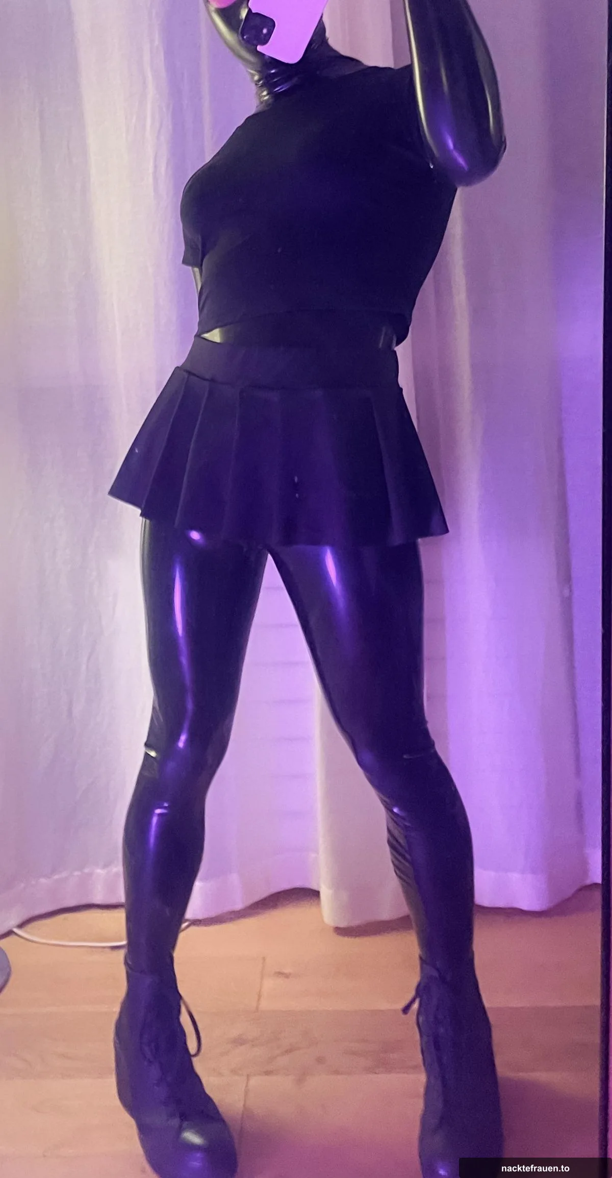 Frauen in Latex