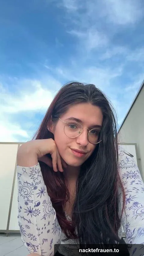 Shemale